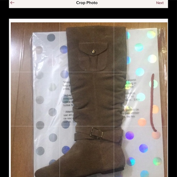 Bcbg suede boots with pockets on the side - Picture 1 of 3